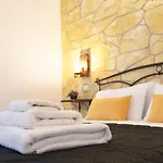 Welcomely - Menhir * Olmedo