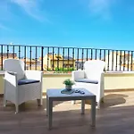Welcomely - Menhir Apartament Olmedo