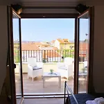Welcomely - Menhir Apartament