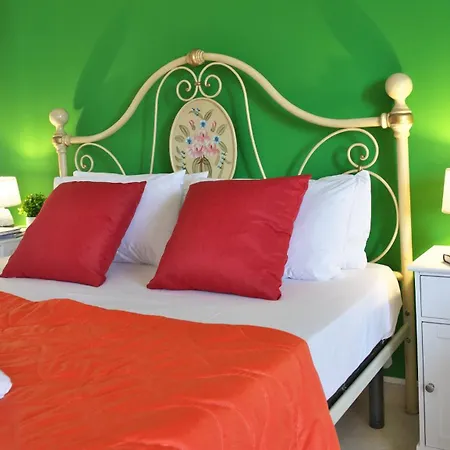 Welcomely - Menhir * אולמדו