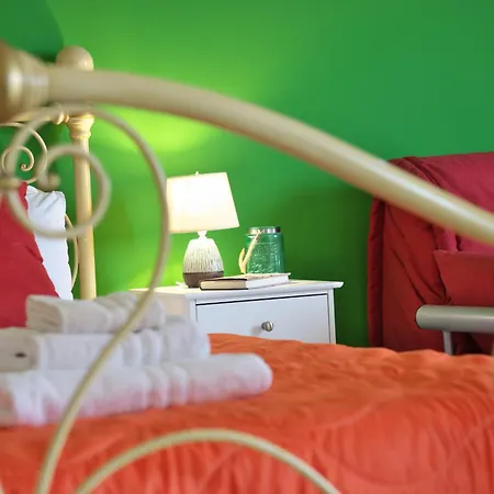 Welcomely - Menhir * אולמדו