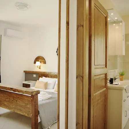 Welcomely - Menhir Olmedo